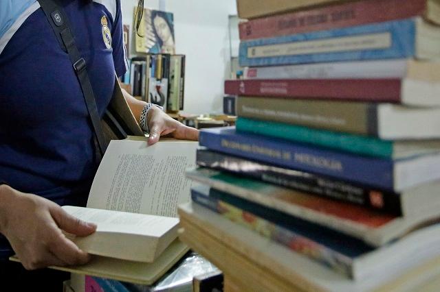 Donarán obras de escritores poblanos a bibliotecas de Guatemala