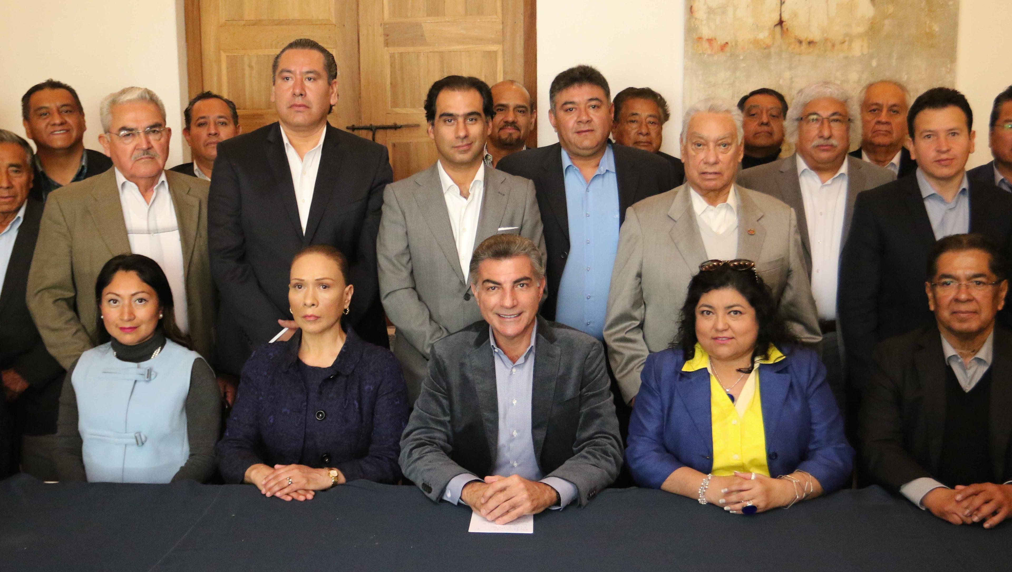 Sostiene Gali Encuentro Con Líderes De Sindicatos En Puebla E