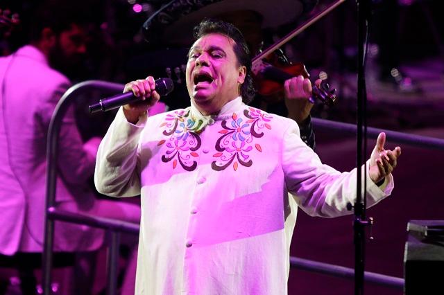 ¿juan Gabriel Besó En La Boca A Pablo Escobar Y Casi Le Cuesta La Vida Eemk 8597