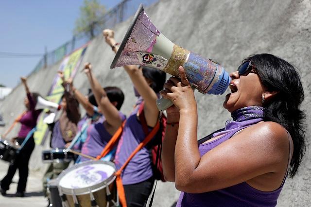 Exigen Justicia Por Minerva Calderón Frente A Hospital Ángeles E 5502